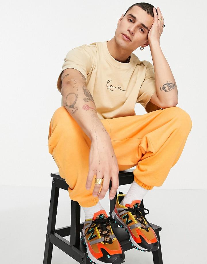 Karl Kani Small Signature T-shirt In Sand-neutral