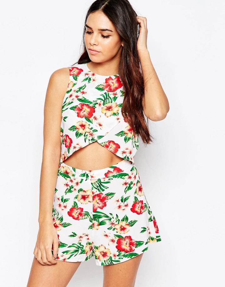 Ax Paris Short Suit With Wrap Front Top - Cream