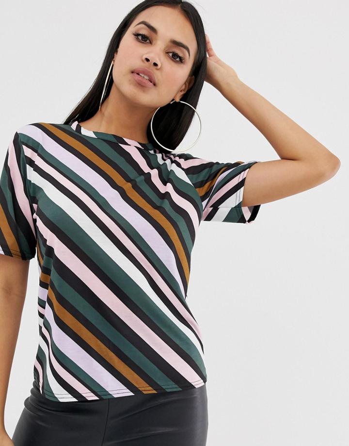 Prettylittlething T-shirt In 70s Stripe - Multi