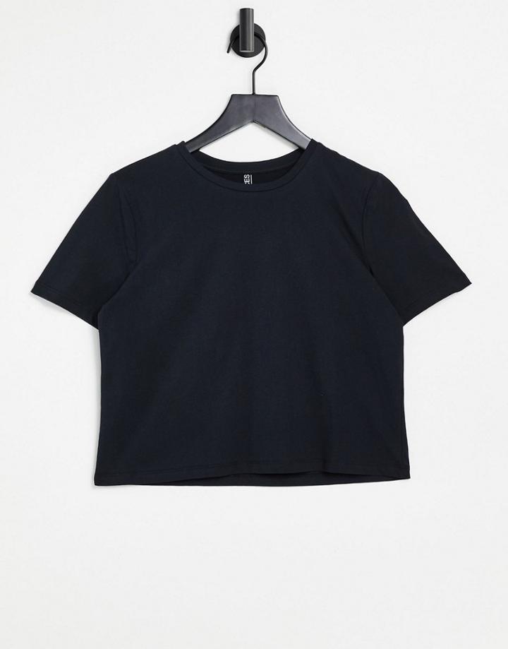 Pieces Crop T-shirt In Black