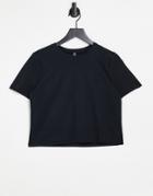 Pieces Crop T-shirt In Black