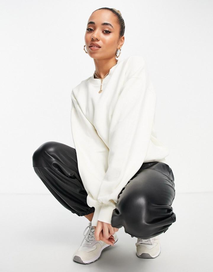 Na-kd Oversized Sweatshirt In Off White