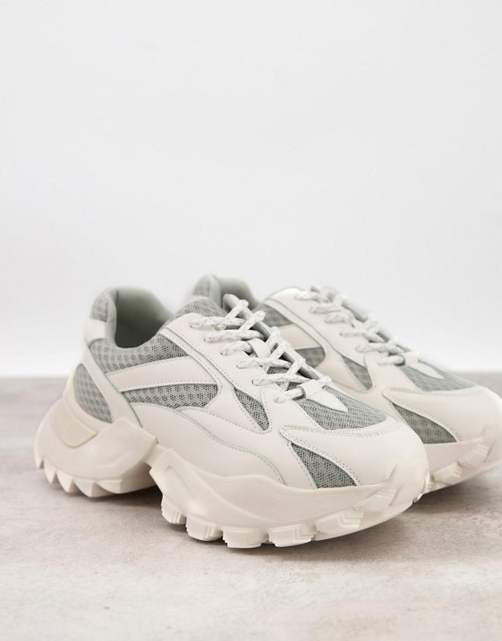Na-kd Curved Trekking Sole Sneakers In White And Gray-black