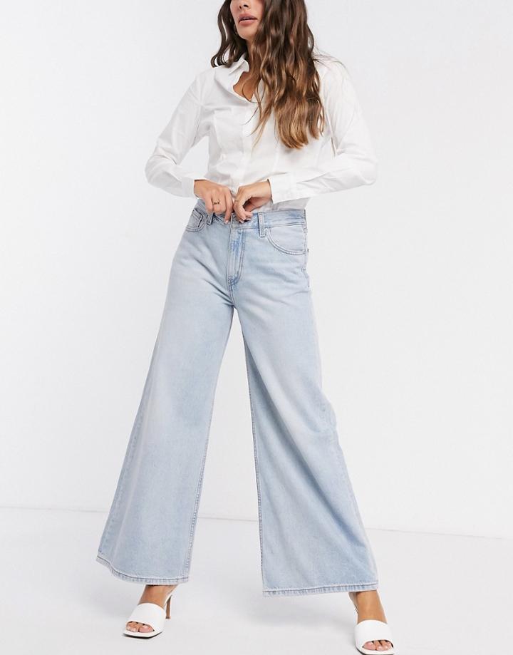 Levi's Loose Ultra Wide Leg In Light Wash Blue-blues
