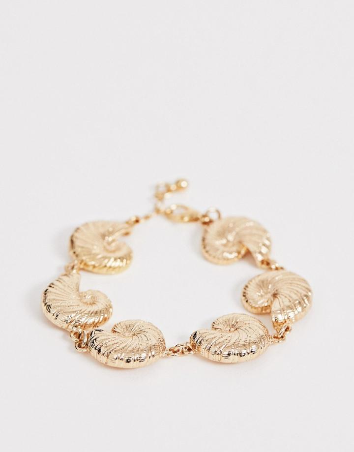 Asos Design Bracelet With Metal Shell Pendants In Gold Tone - Gold