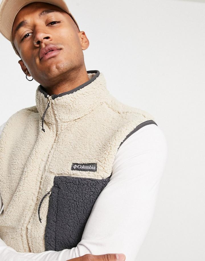 Columbia Mountainside Vest In Beige-white