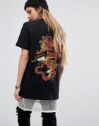 Criminal Damage Oversized T-shirt With Dragon Back Graphic - Black