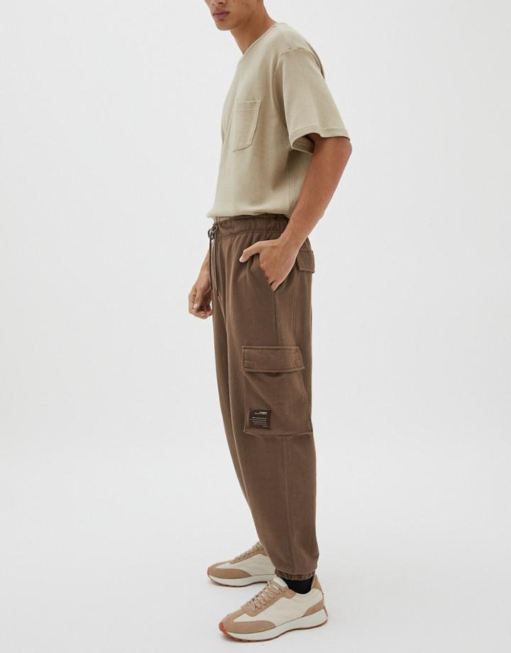 Pull & Bear Oversized Sweatpants With Pockets In Brown