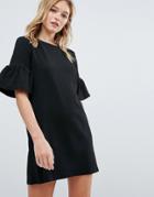 Pull & Bear Frill Sleeve Tee Dress - Black