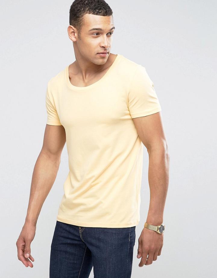 Asos Muscle Fit T-shirt With Scoop Neck And Stretch In Yellow - Yellow