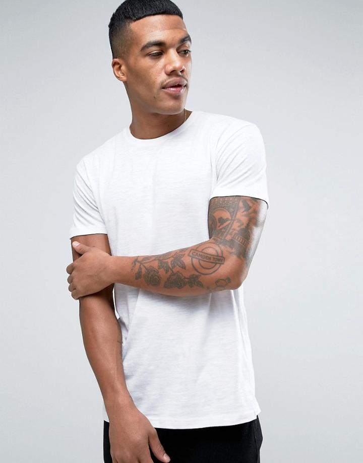 Solid T-shirt In White - White