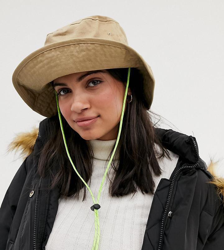 Bershka Bucket Hat In Beige - Beige