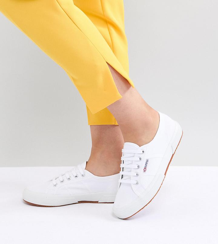Superga 2750 Classic Canvas Trainers In White - White