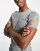 Under Armour Rush 2.0 Emboss T-shirt In Gray