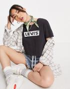Levi's Cropped Logo T-shirt In Black