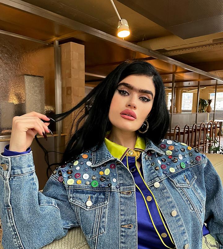 Labelrail X Sophia Hadjipanteli Button Detail Cropped Oversized Denim Jacket In Blue-multi
