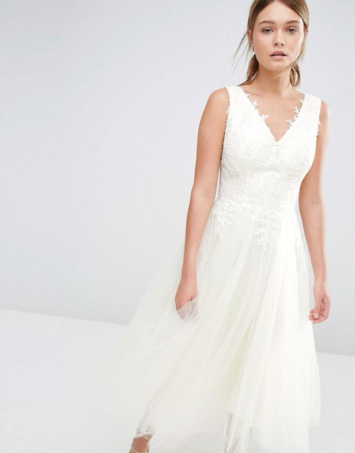 Chi Chi London Tulle Prom Dress With Eyelash Lace Bodice - Cream