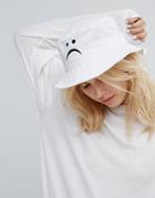 Adolescent Bucket Hat With Sad Face Embroidery - White