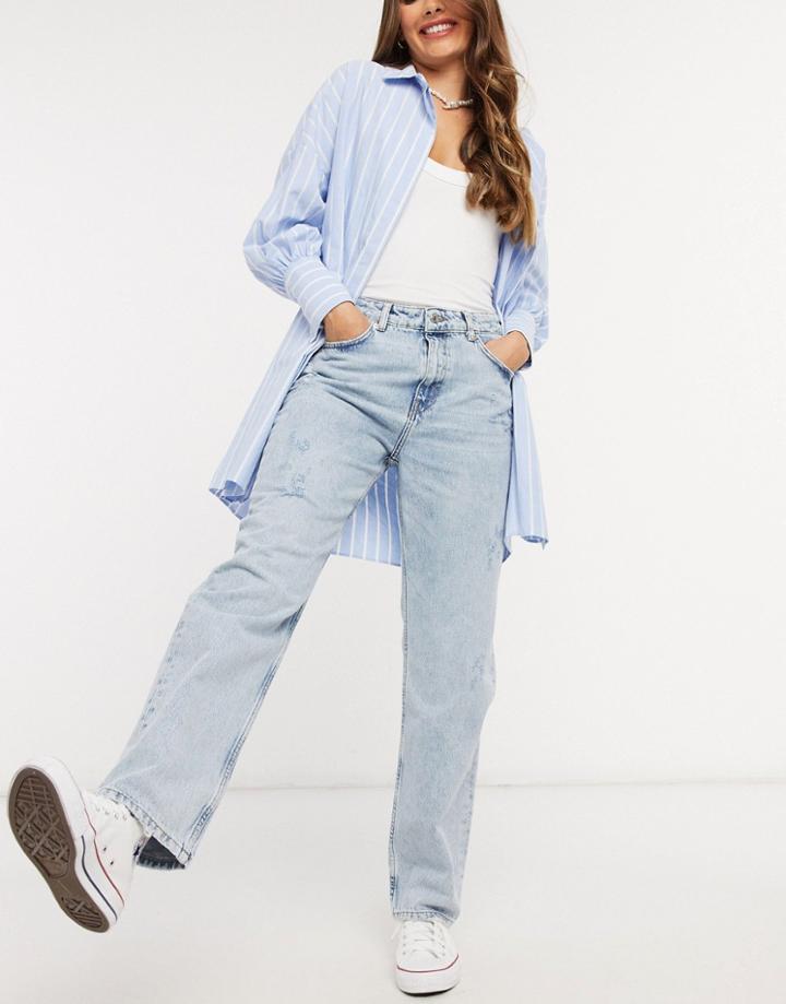 Pull & Bear Boyfriend Fit Jeans In Light Blue-blues