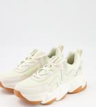Raid Wide Fit Taylor Gum Sole Sneakers In Beige-neutral