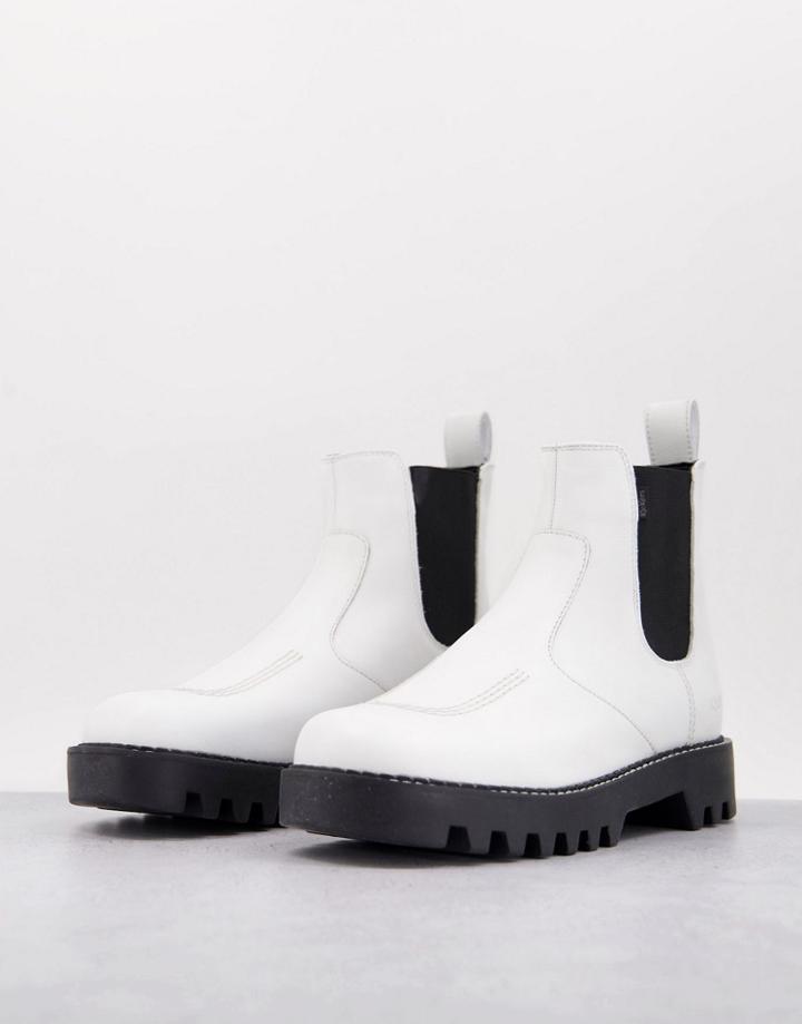 Kickers Kizziie Chelsea Leather Boots In White Black Contrast