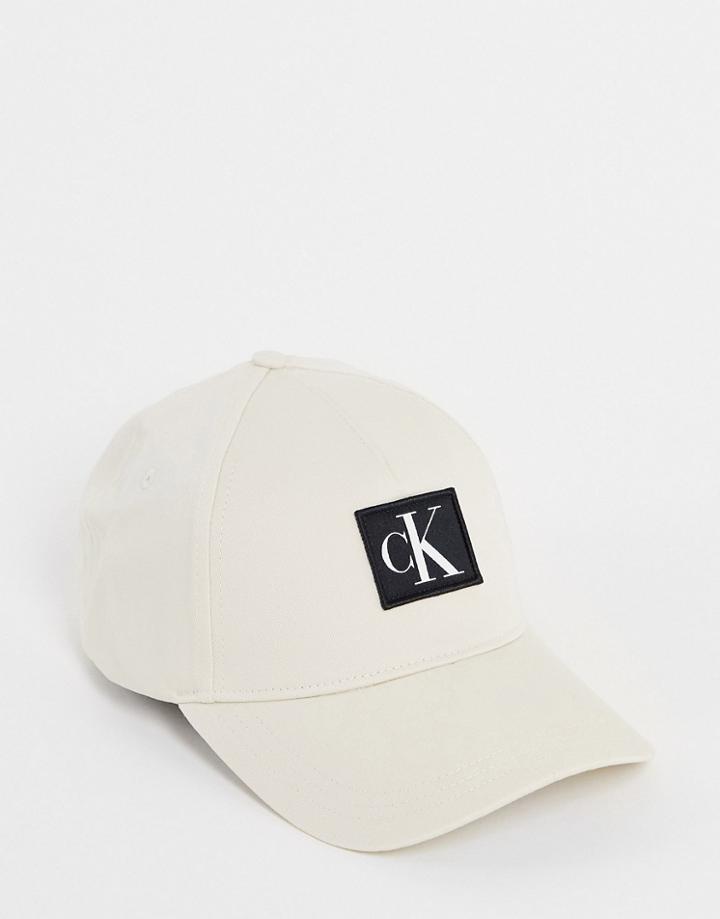 Calvin Klein Jeans Organic Cotton Logo Cap In White