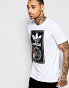 Adidas Originals T-shirt With Camo Label Print Aj7149 - White