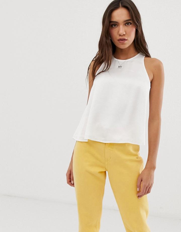 Stradivarius Shell Top In White