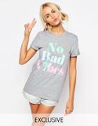 Kiss & Tell No Bad Vibes T-shirt - White