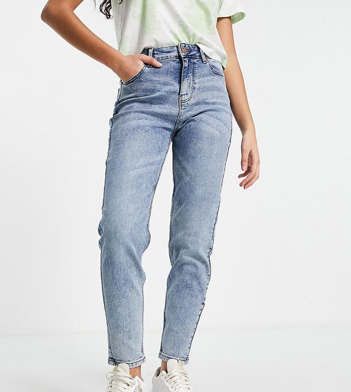 Pieces Petite Kesia High Waist Mom Jeans In Bleach Wash-blue