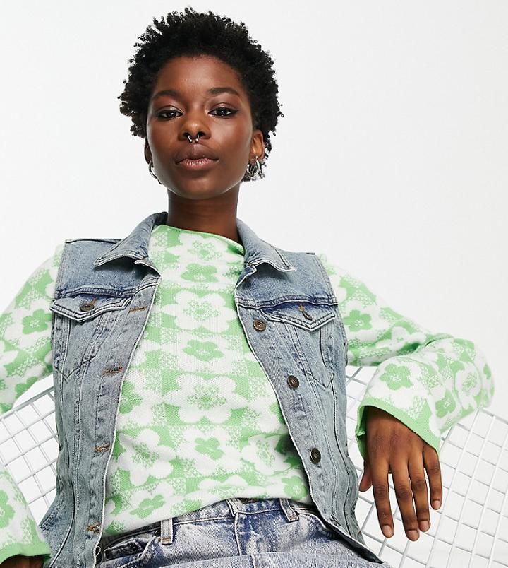 Collusion Shrunken Sleeveless Denim Jacket In Washed Blue-blues