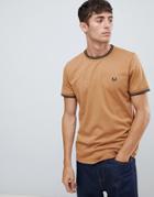 Fred Perry Twin Tipped T-shirt In Camel - Tan