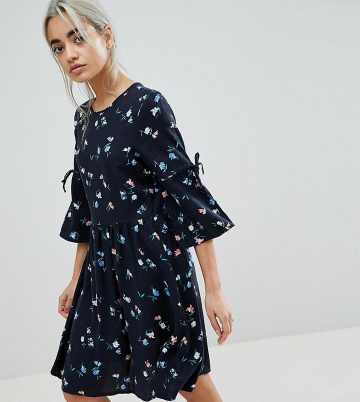 Vero Moda Petite Ditsy Printed Skater Dress With Tie Sleeves - Navy