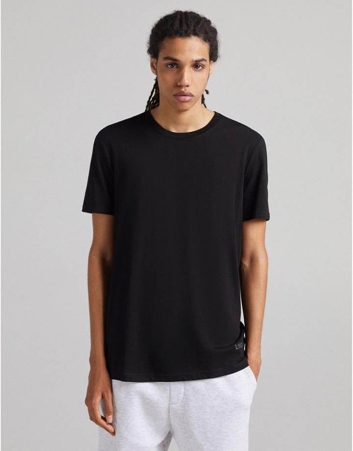 Bershka Regular Fit T-shirt In Black