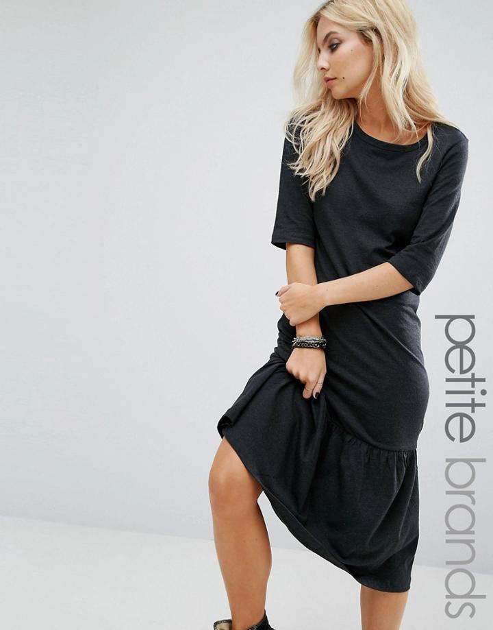 Noisy May Petite Melanie Dress With Frill Hem - Gray