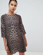 Prettylittlething T-shirt Dress In Leopard - Multi