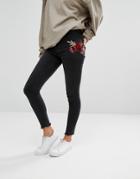 New Look Embroidered Patch Skinny Jeans - Black