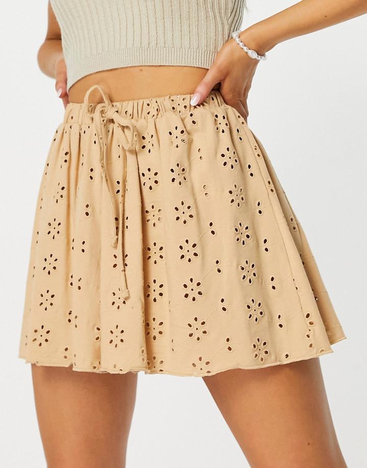 Asos Design Eyelet Flippy Short In Neutral