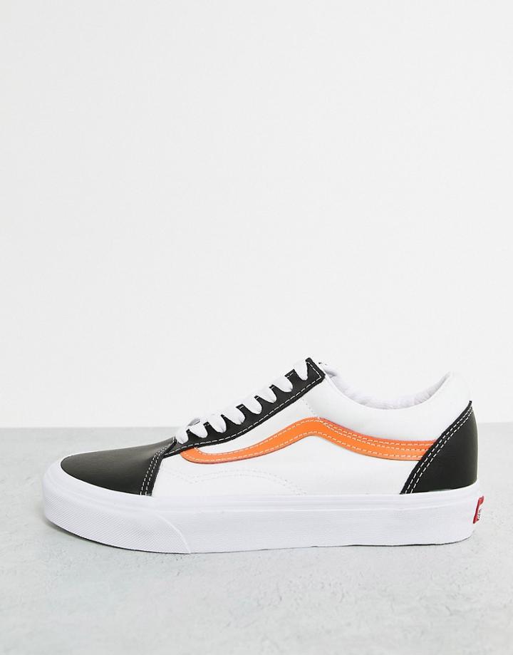 Vans Old Skool Classic Sport Sneakers In White-black