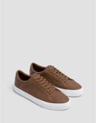 Pull & Bear Sneaker In Brown With White Sole