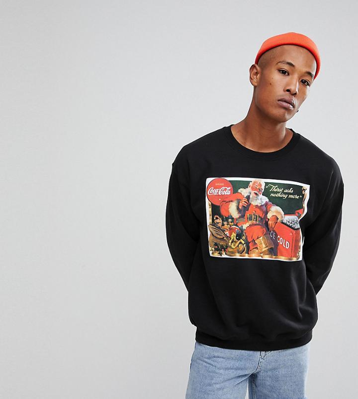 Reclaimed Vintage Inspired X Coca Cola Sweatshirt In Black With Santa Print - Black