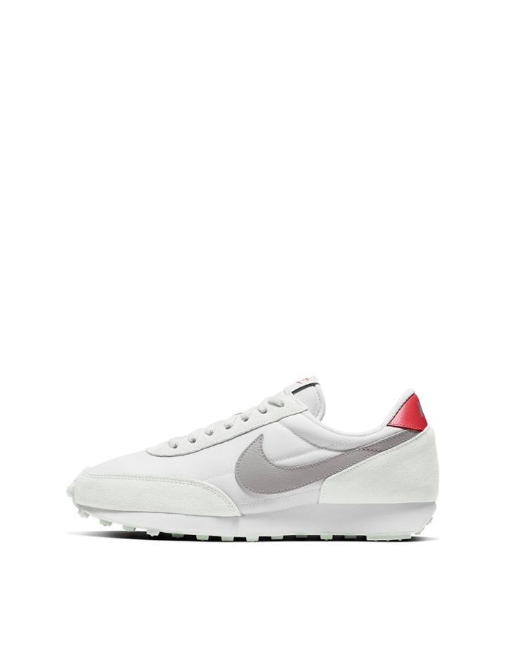 Nike Daybreak Sneakers In Summit White/metallic Silver