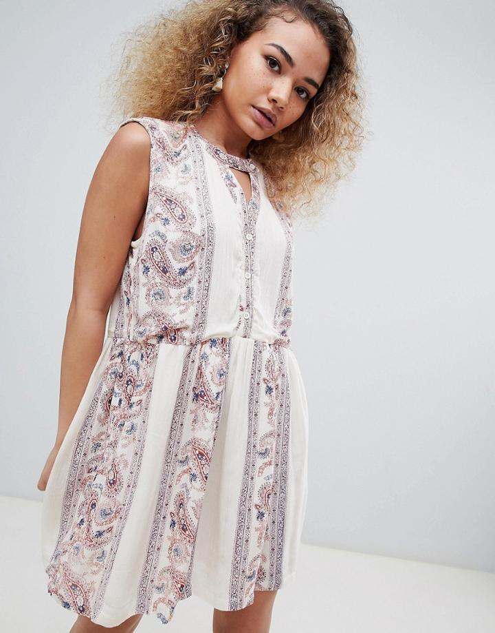 En Creme Sleeveless Paisley Print Dress With Keyhole-multi