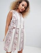 En Creme Sleeveless Paisley Print Dress With Keyhole-multi