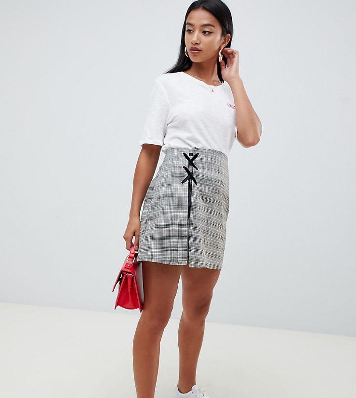 Boohoo Petite Lace Up Detail Skirt In Check - Gray