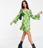 Topshop Petite Recycled Polyester Blend Bell Sleeve Mini Dress In Geo Daisy Print-multi