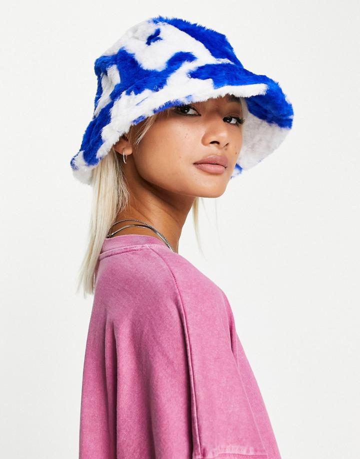Vintage Supply Faux Fur Bucket Hat In Blue Cow Print-multi