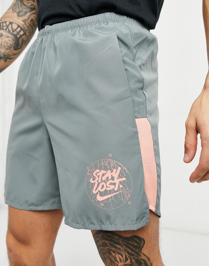 Nike Running Wild Run Challenger 7-inch Shorts In Gray-grey