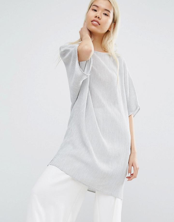 Native Youth Oversized Longline Top In Crinkle Fabric - Gray