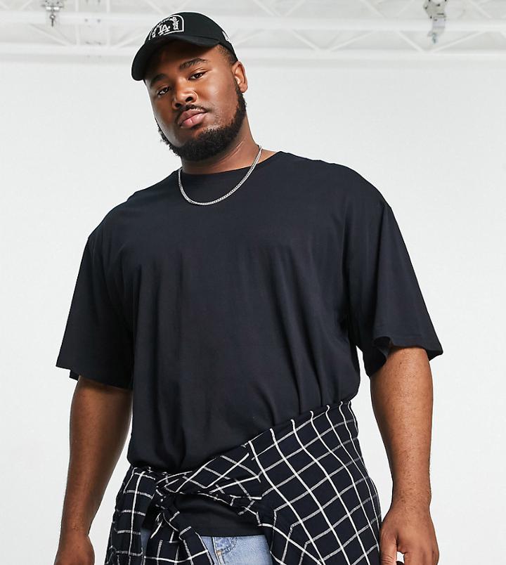Soul Star Plus Oversized T-shirt In Black